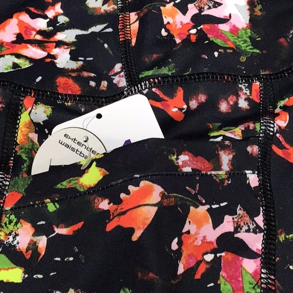 NWT Alive Magnetics Print Jogging/Workout‎ Pants, Size Small - Picture 5 of 8